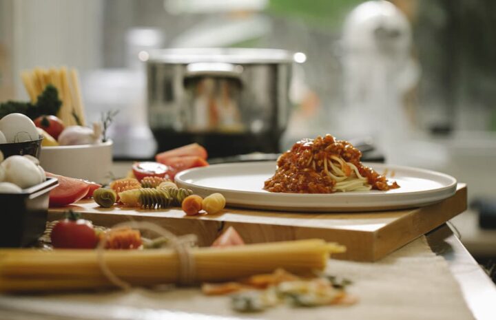 plate with pasta on the table